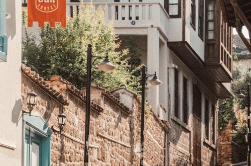 Explore the quaint streets of Antalya's old town with its charming Ottoman architecture and inviting atmosphere.